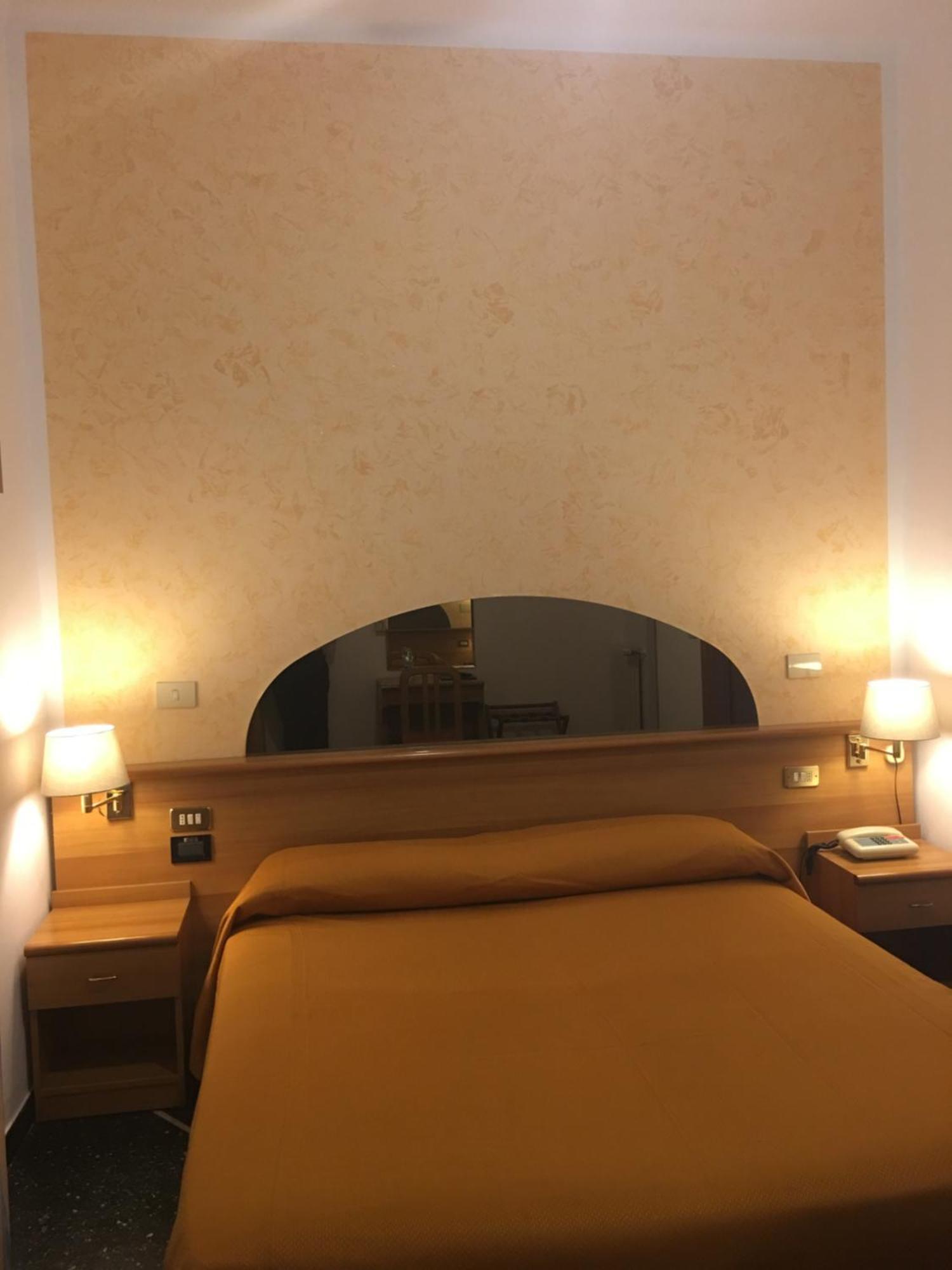 Hotel Villa Camilla Varazze Exteriér fotografie